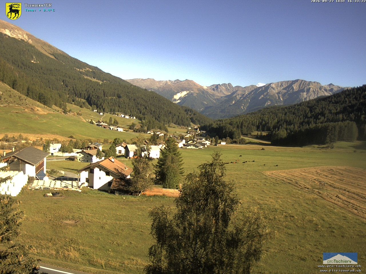 Archiv Foto Webcam Dorf Tschierv