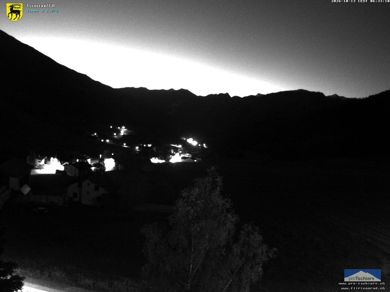 Archiv Foto Webcam Dorf Tschierv
