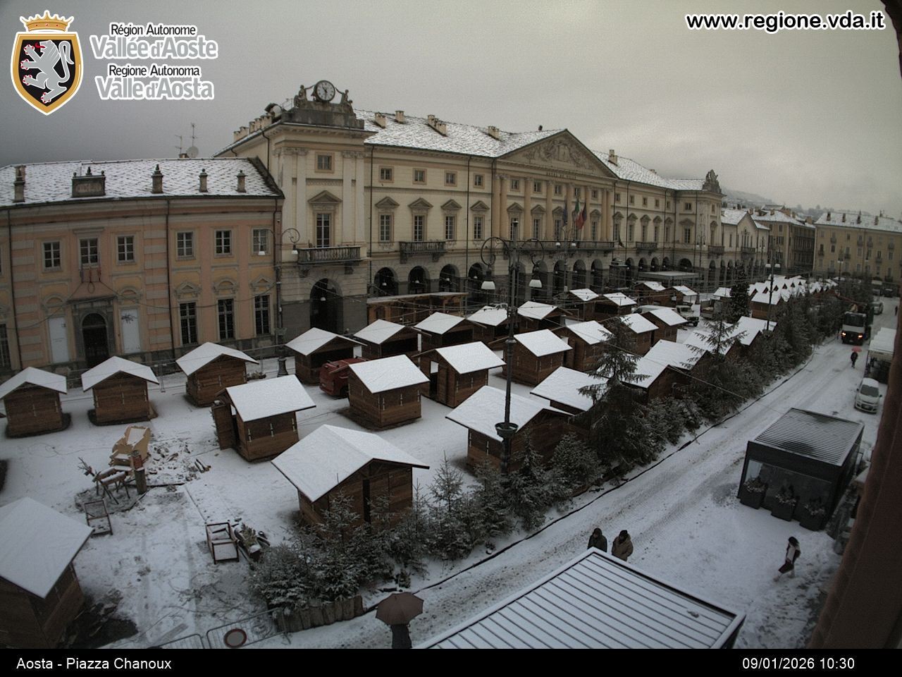 Archiv Foto Webcam Piazza Emile Chanoux, Aosta
