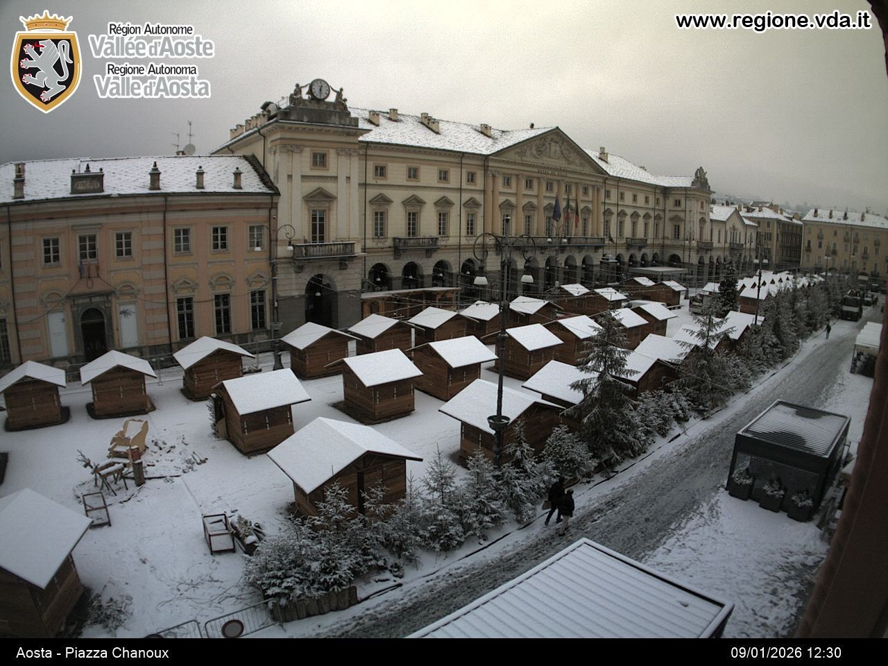 Archiv Foto Webcam Piazza Emile Chanoux, Aosta