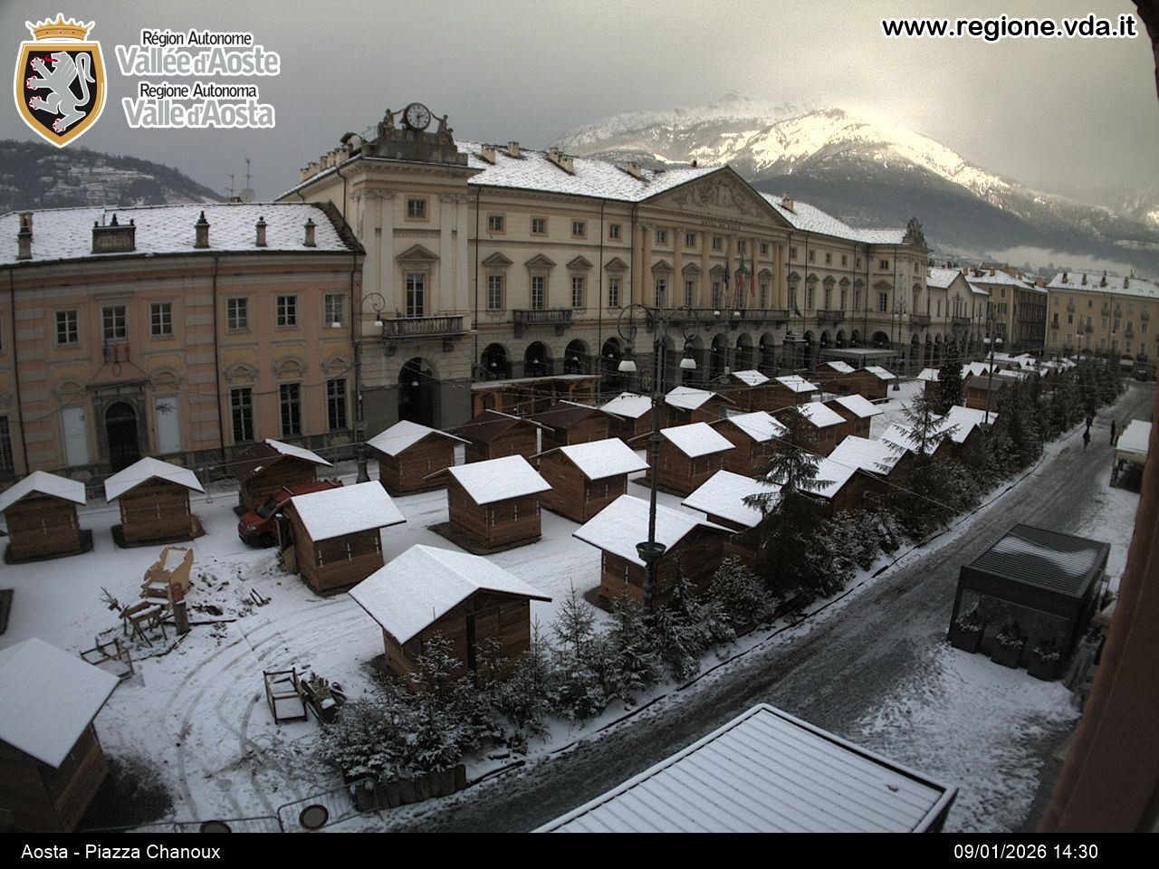 Archiv Foto Webcam Piazza Emile Chanoux, Aosta