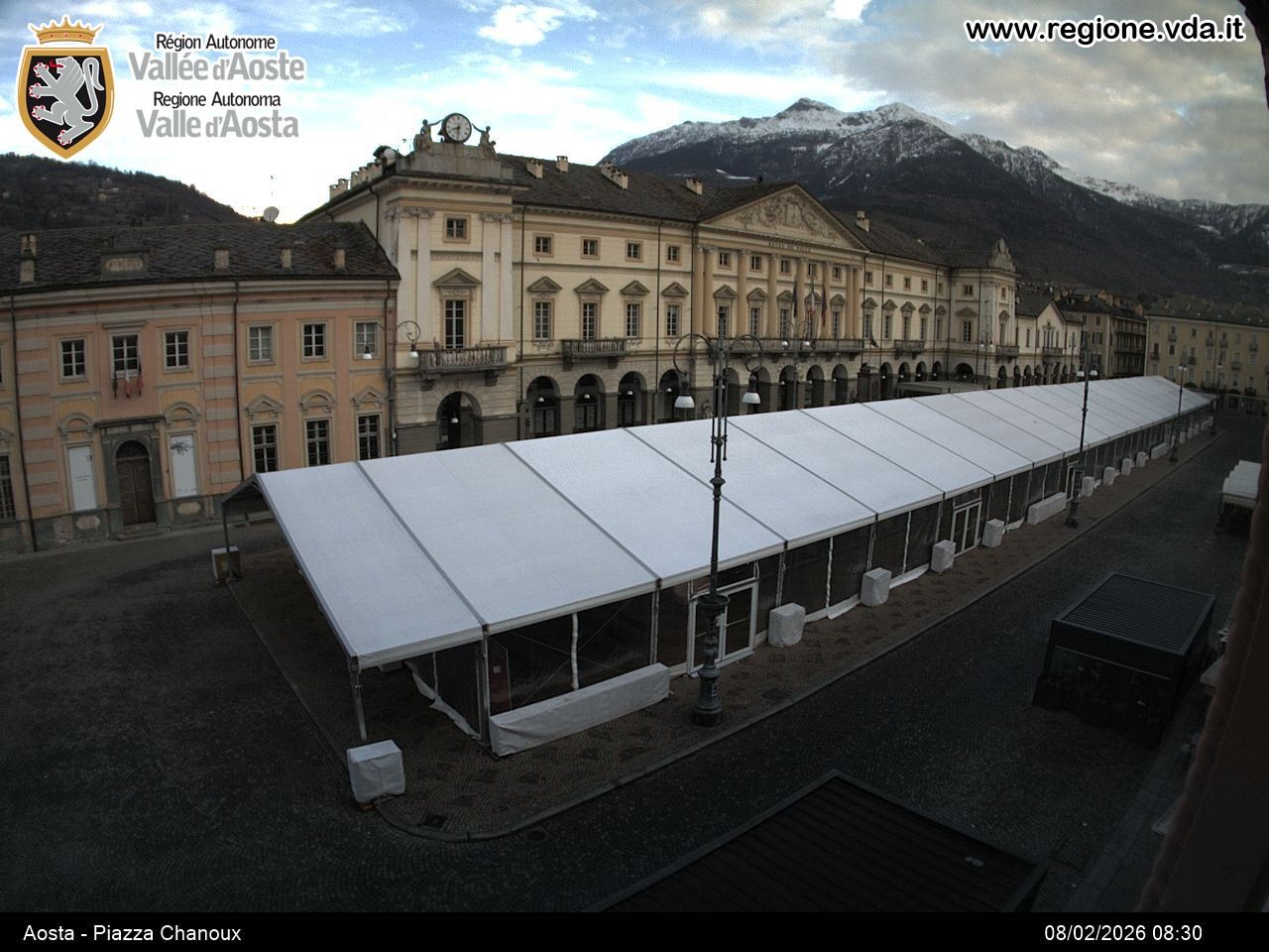 Archiv Foto Webcam Piazza Emile Chanoux, Aosta