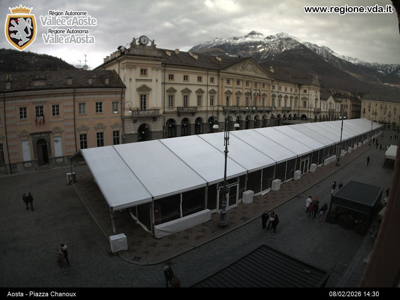 Archiv Foto Webcam Piazza Emile Chanoux, Aosta