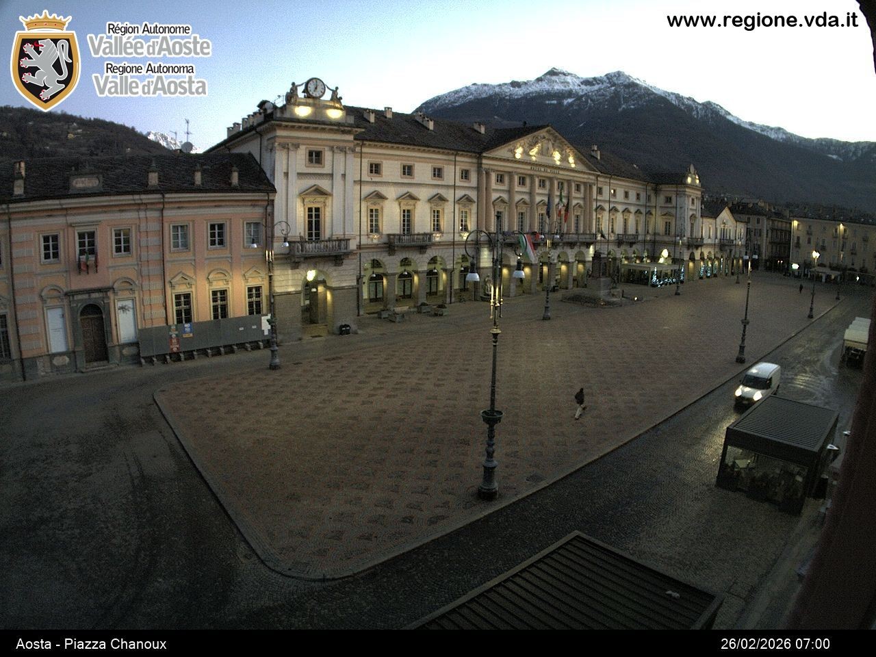 Archived image Webcam Aosta, Piazza Emile Chanoux