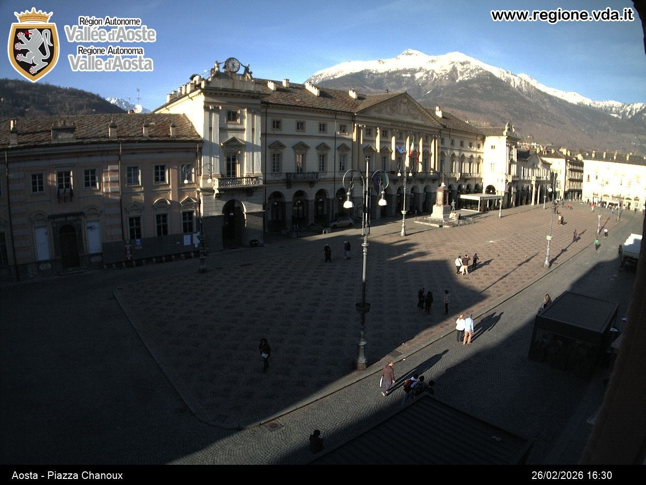 Archived image Webcam Aosta, Piazza Emile Chanoux
