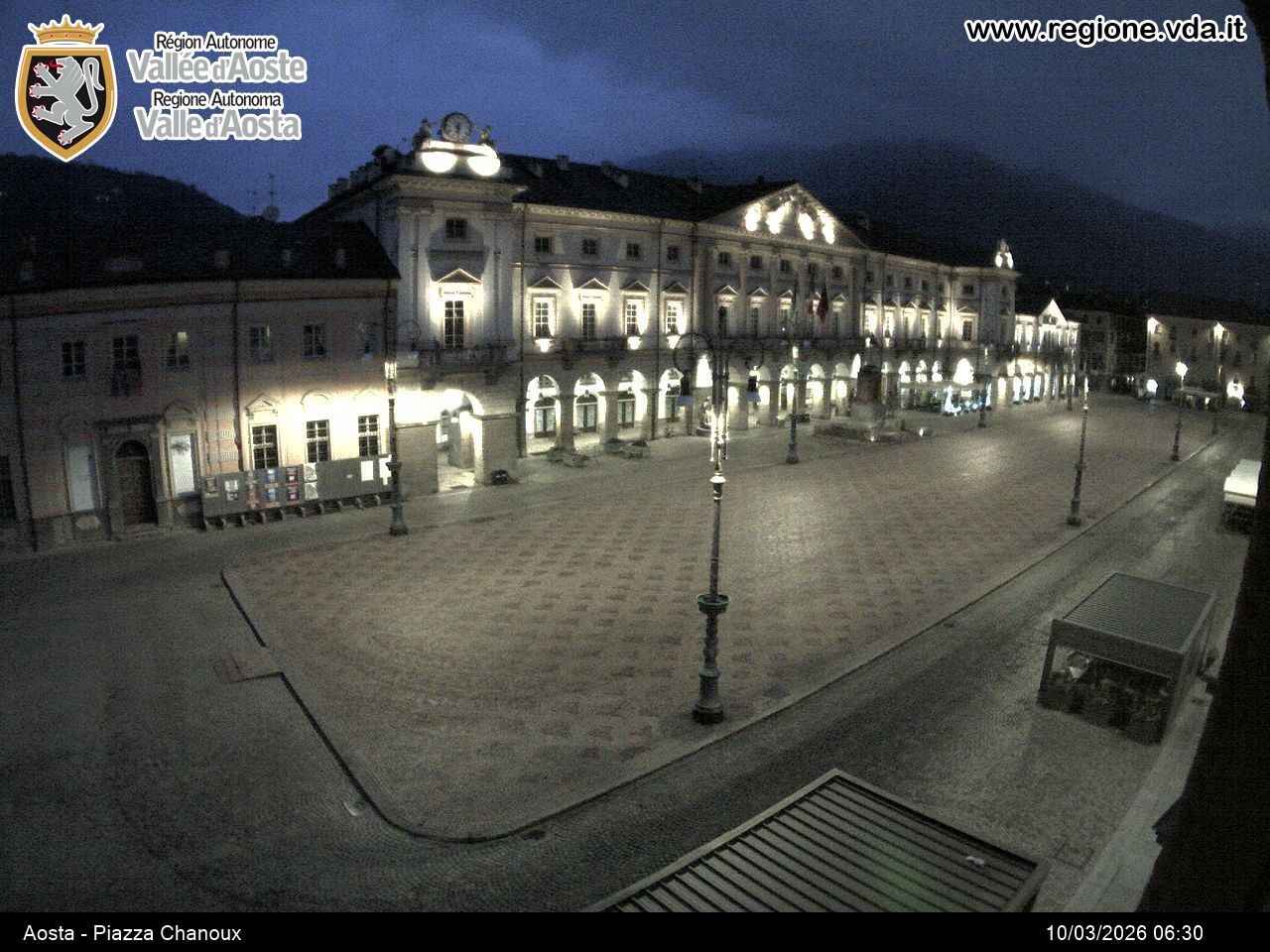 Archiv Foto Webcam Piazza Emile Chanoux, Aosta