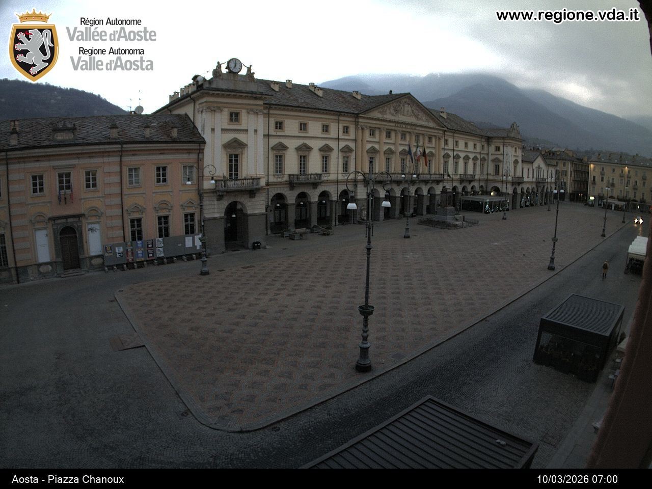 Archiv Foto Webcam Piazza Emile Chanoux, Aosta