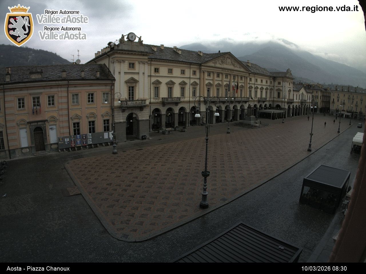 Archiv Foto Webcam Piazza Emile Chanoux, Aosta