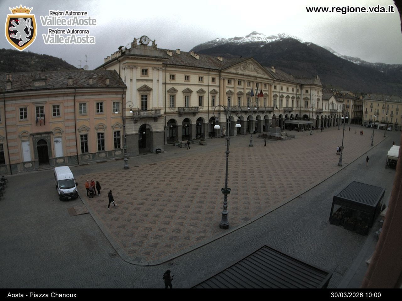Archiv Foto Webcam Piazza Emile Chanoux, Aosta