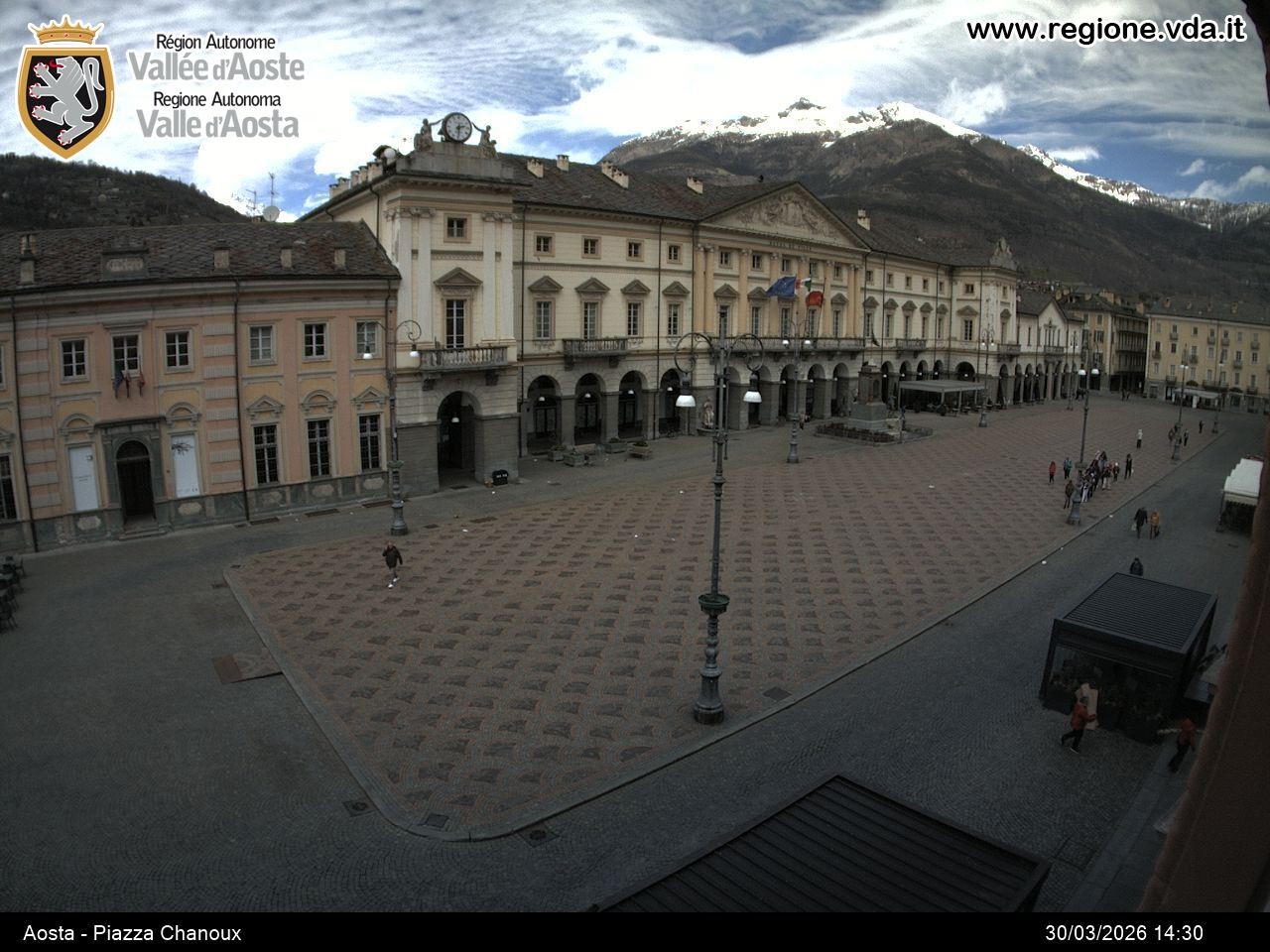 Archiv Foto Webcam Piazza Emile Chanoux, Aosta