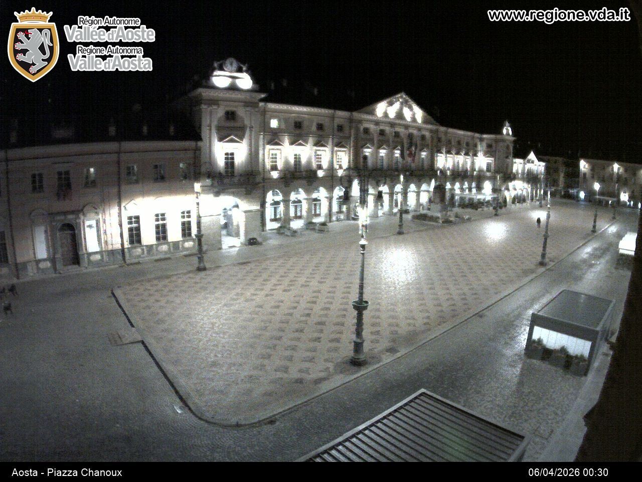 Archiv Foto Webcam Piazza Emile Chanoux, Aosta
