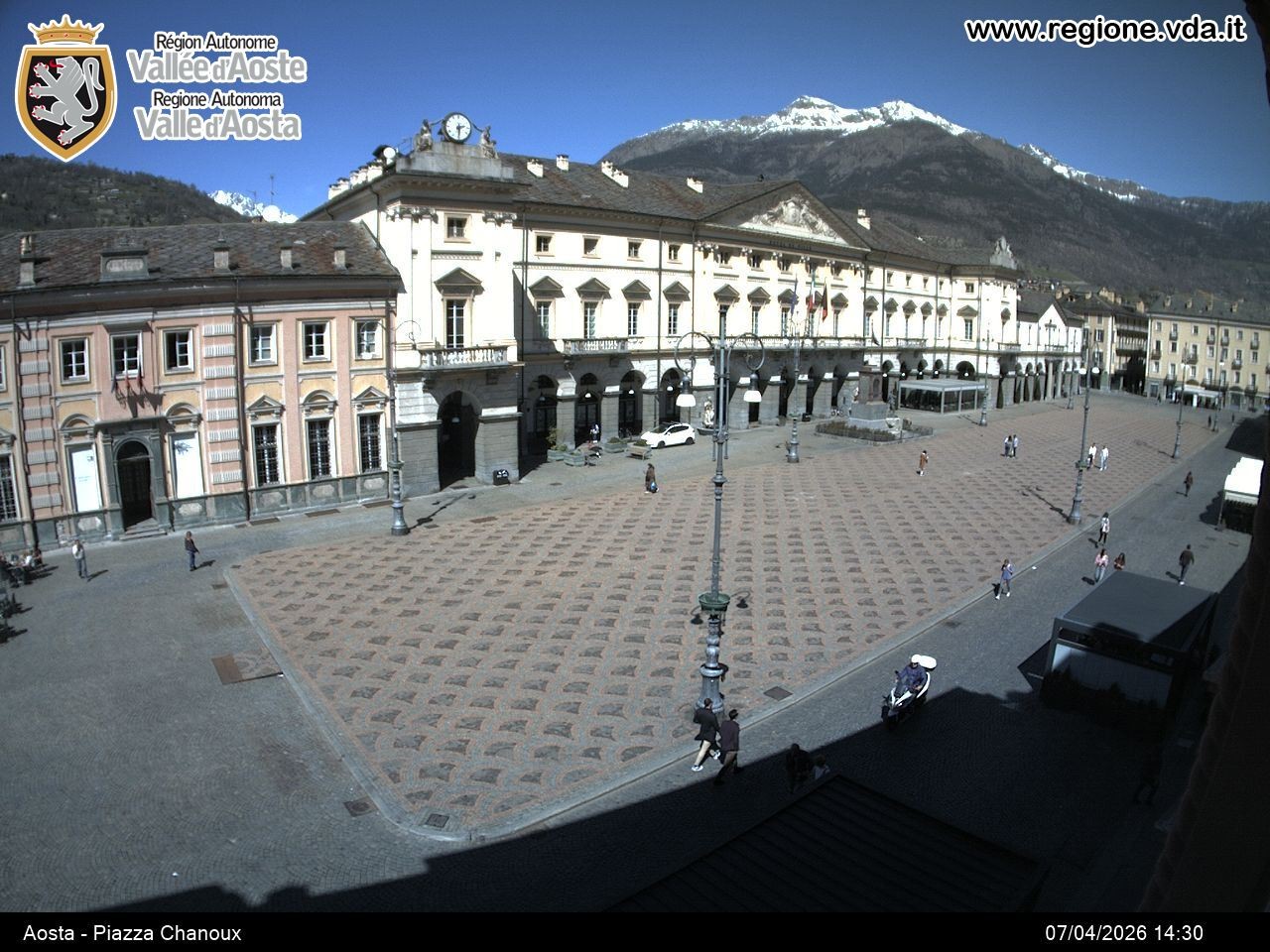 Archiv Foto Webcam Piazza Emile Chanoux, Aosta