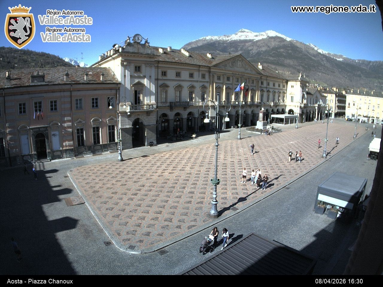 Archived image Webcam Aosta, Piazza Emile Chanoux