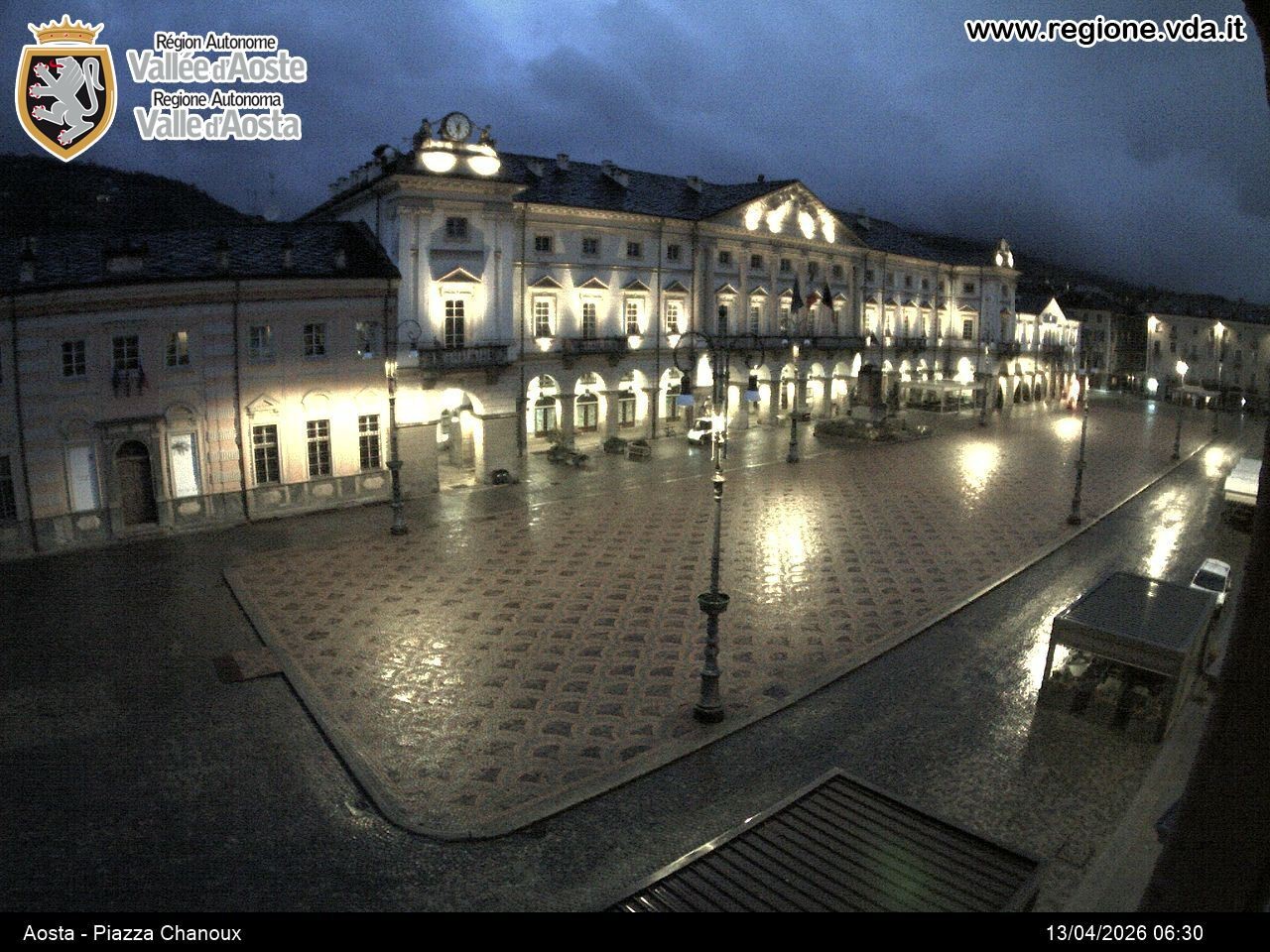 Archived image Webcam Aosta, Piazza Emile Chanoux