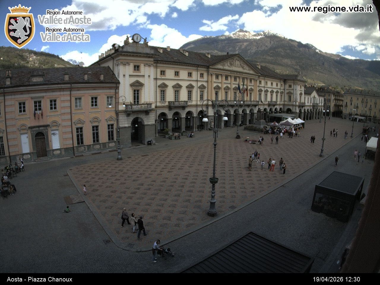 Archived image Webcam Aosta, Piazza Emile Chanoux