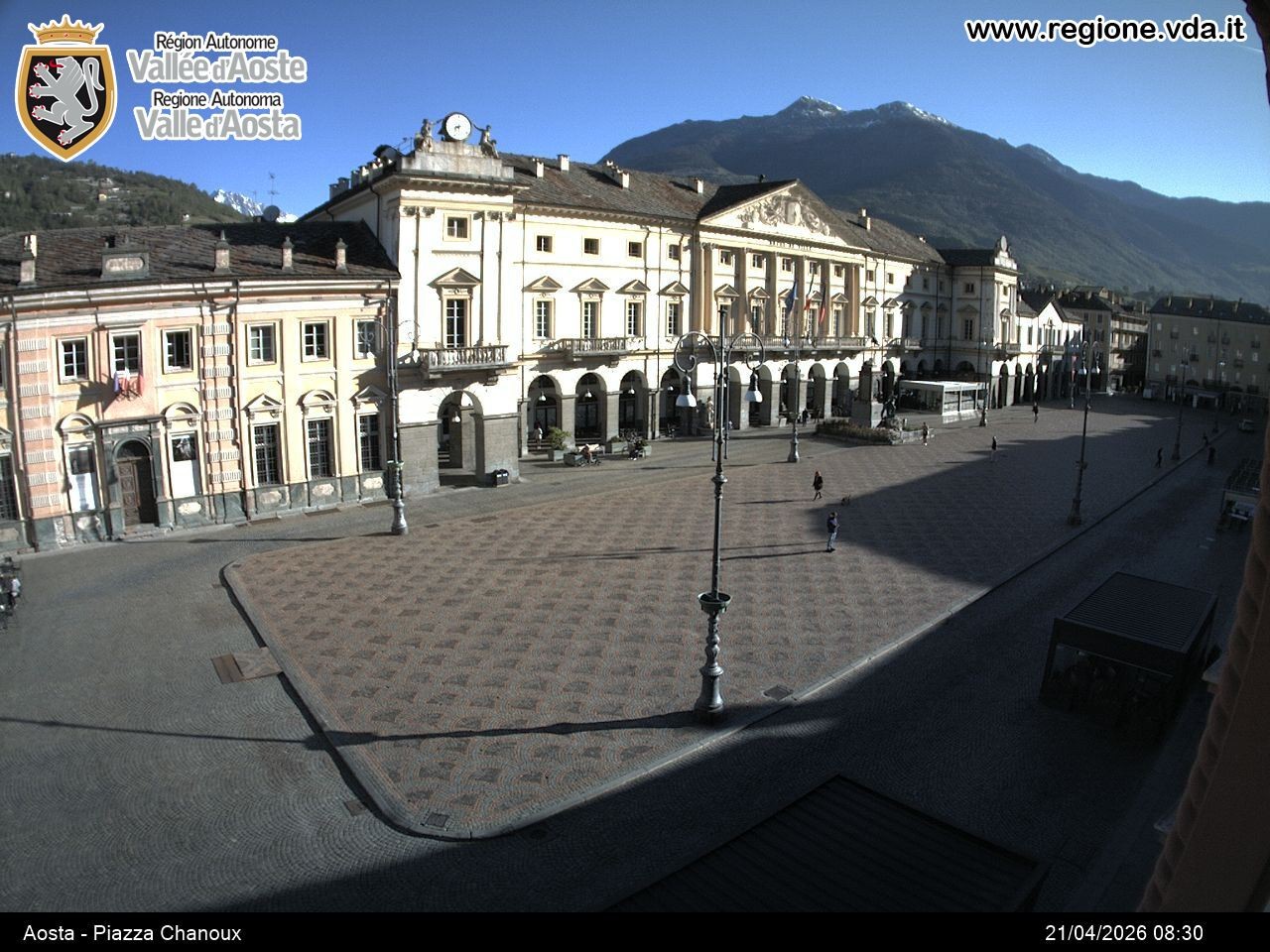 Archiv Foto Webcam Piazza Emile Chanoux, Aosta
