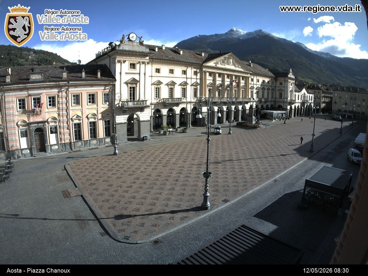 Archiv Foto Webcam Piazza Emile Chanoux, Aosta