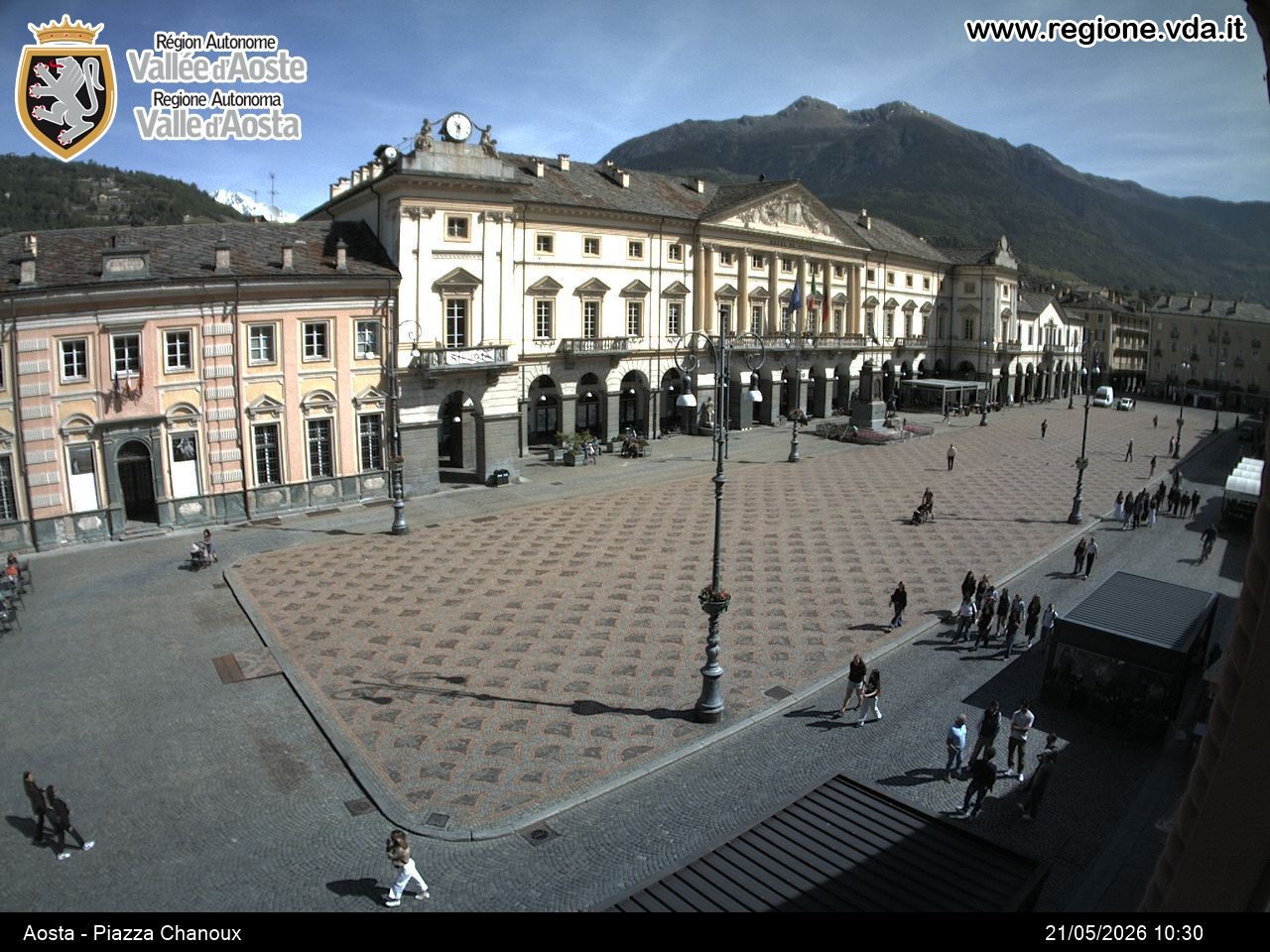 Archiv Foto Webcam Piazza Emile Chanoux, Aosta