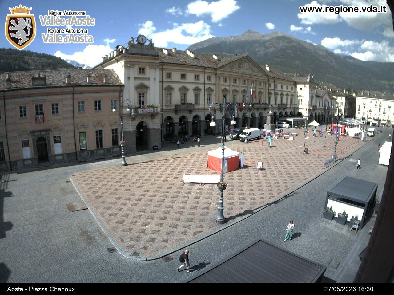 Archived image Webcam Aosta, Piazza Emile Chanoux