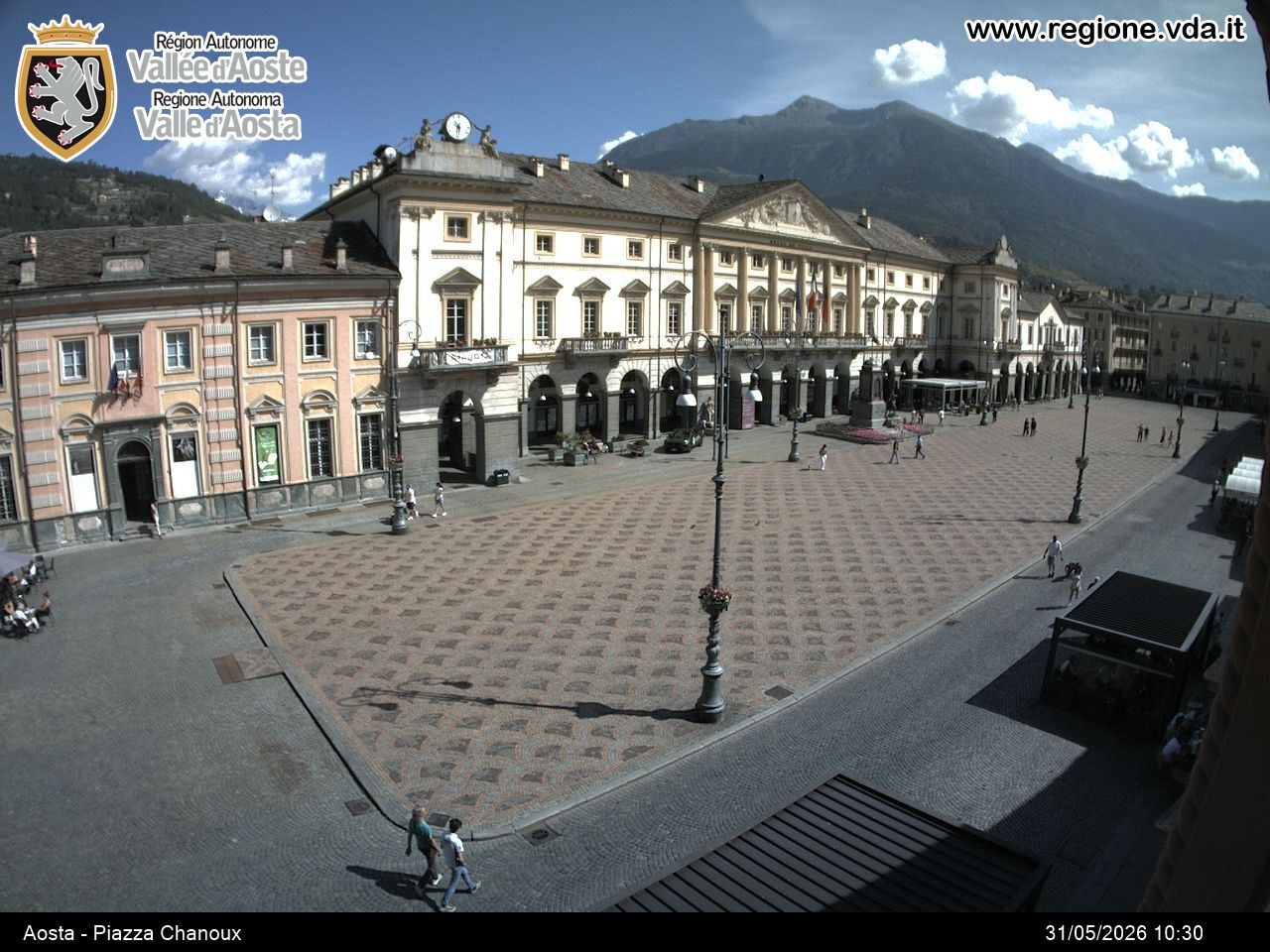 Archiv Foto Webcam Piazza Emile Chanoux, Aosta