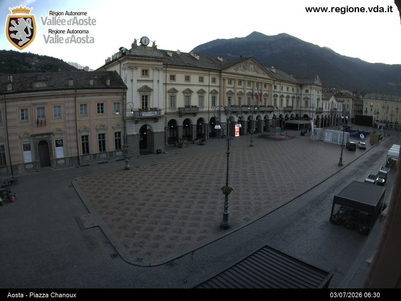Archived image Webcam Aosta, Piazza Emile Chanoux