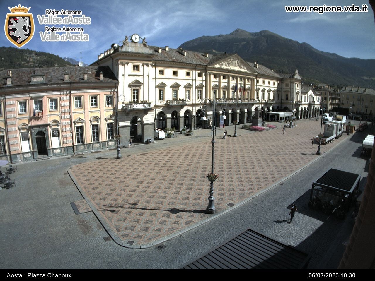 Archived image Webcam Aosta, Piazza Emile Chanoux