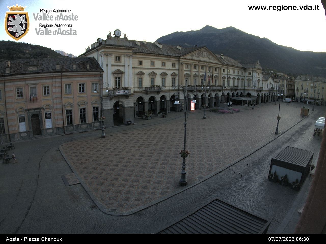 Archiv Foto Webcam Piazza Emile Chanoux, Aosta