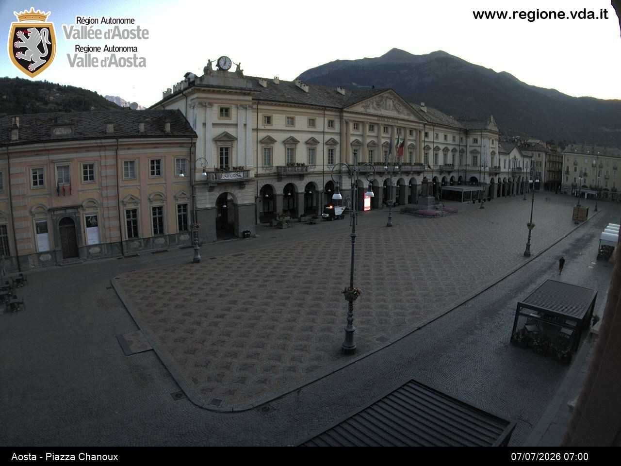 Archiv Foto Webcam Piazza Emile Chanoux, Aosta