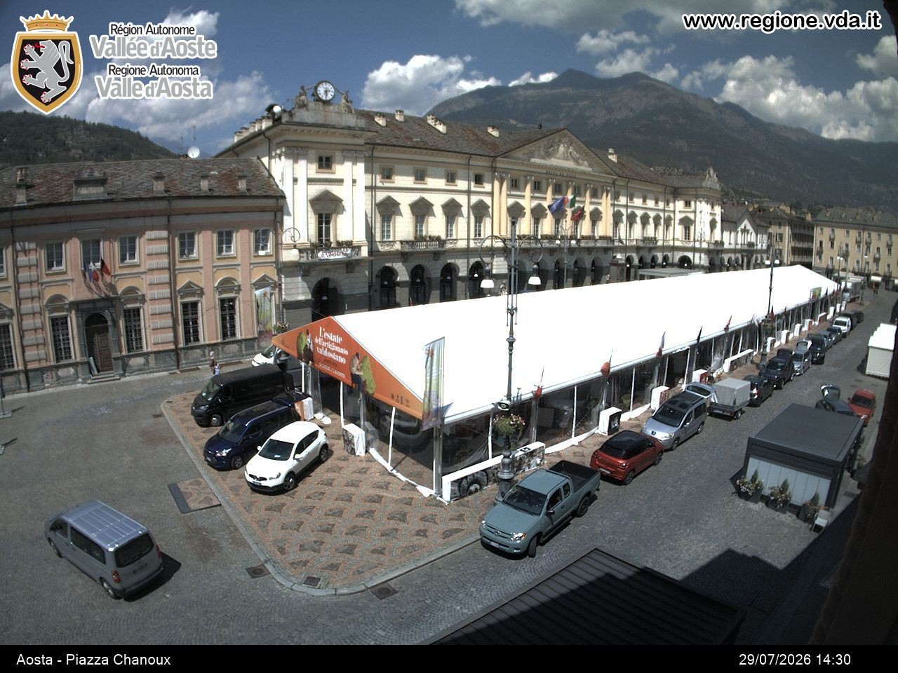 Archiv Foto Webcam Piazza Emile Chanoux, Aosta