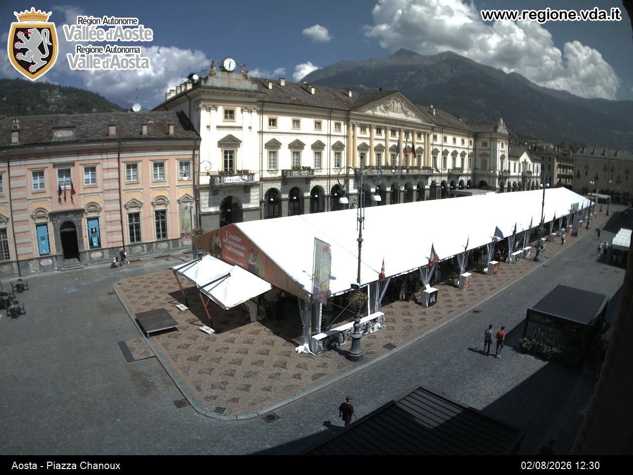 Archiv Foto Webcam Piazza Emile Chanoux, Aosta