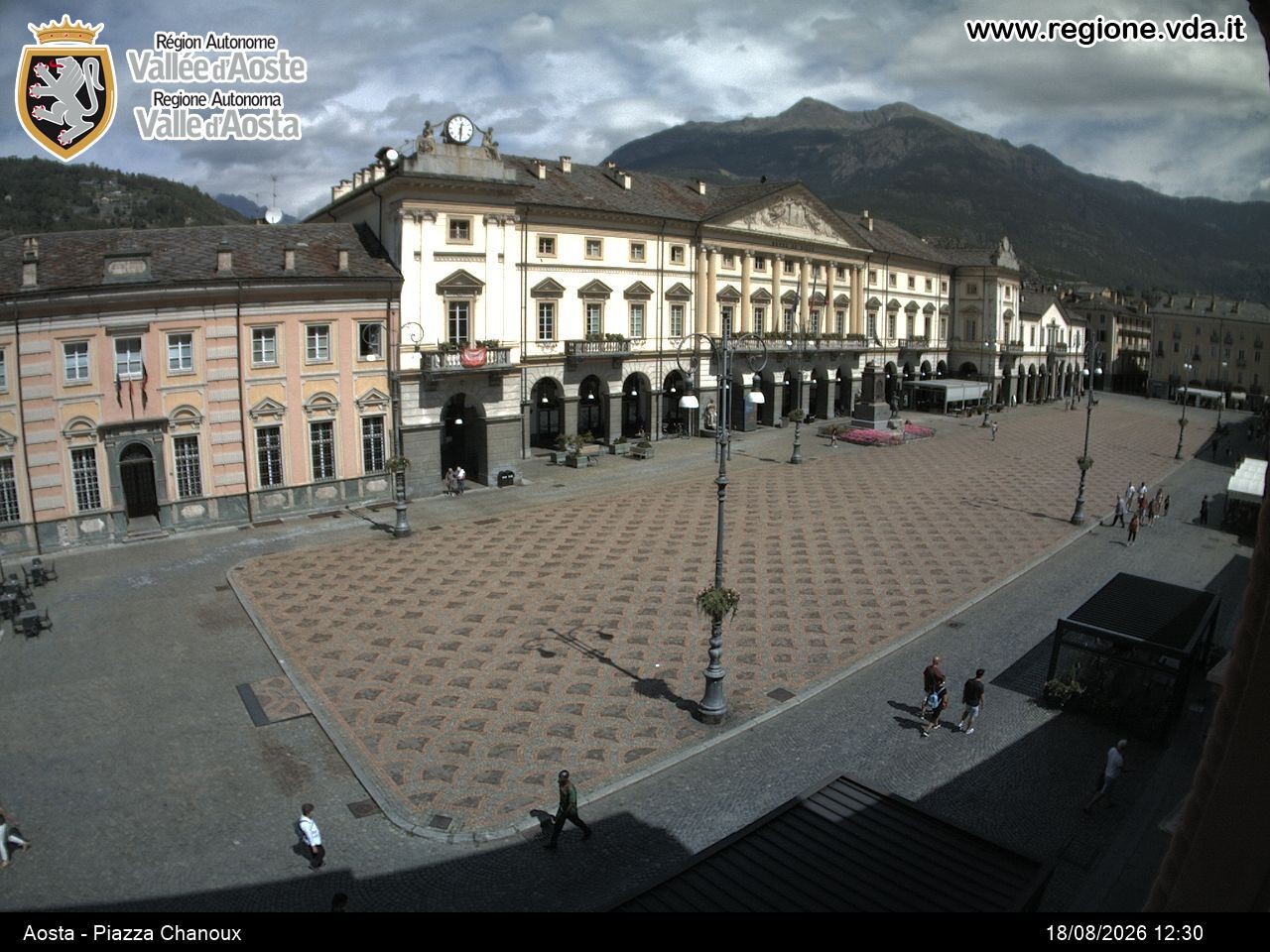 Archived image Webcam Aosta, Piazza Emile Chanoux