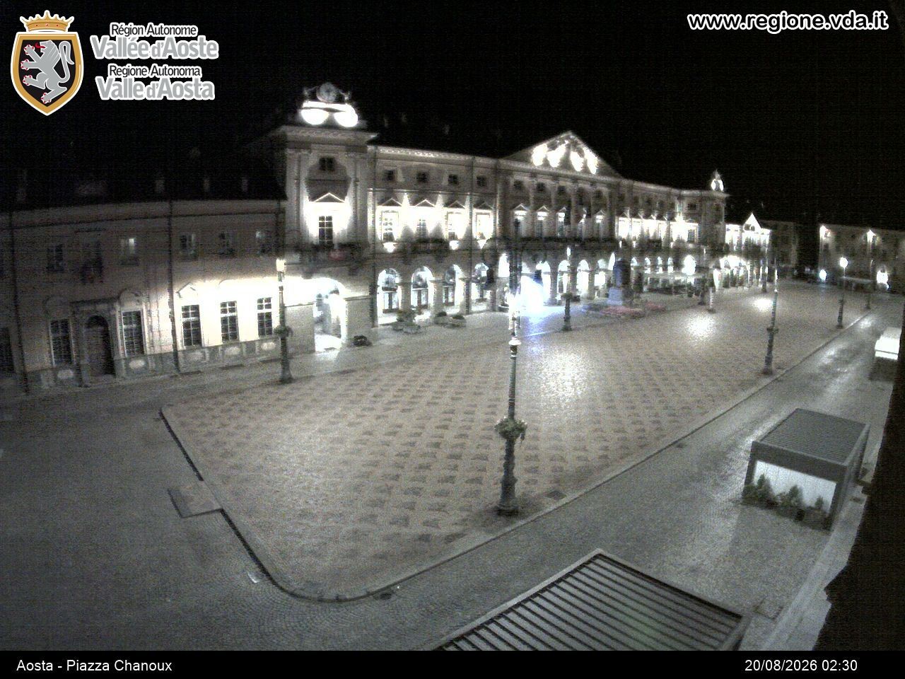 Archiv Foto Webcam Piazza Emile Chanoux, Aosta
