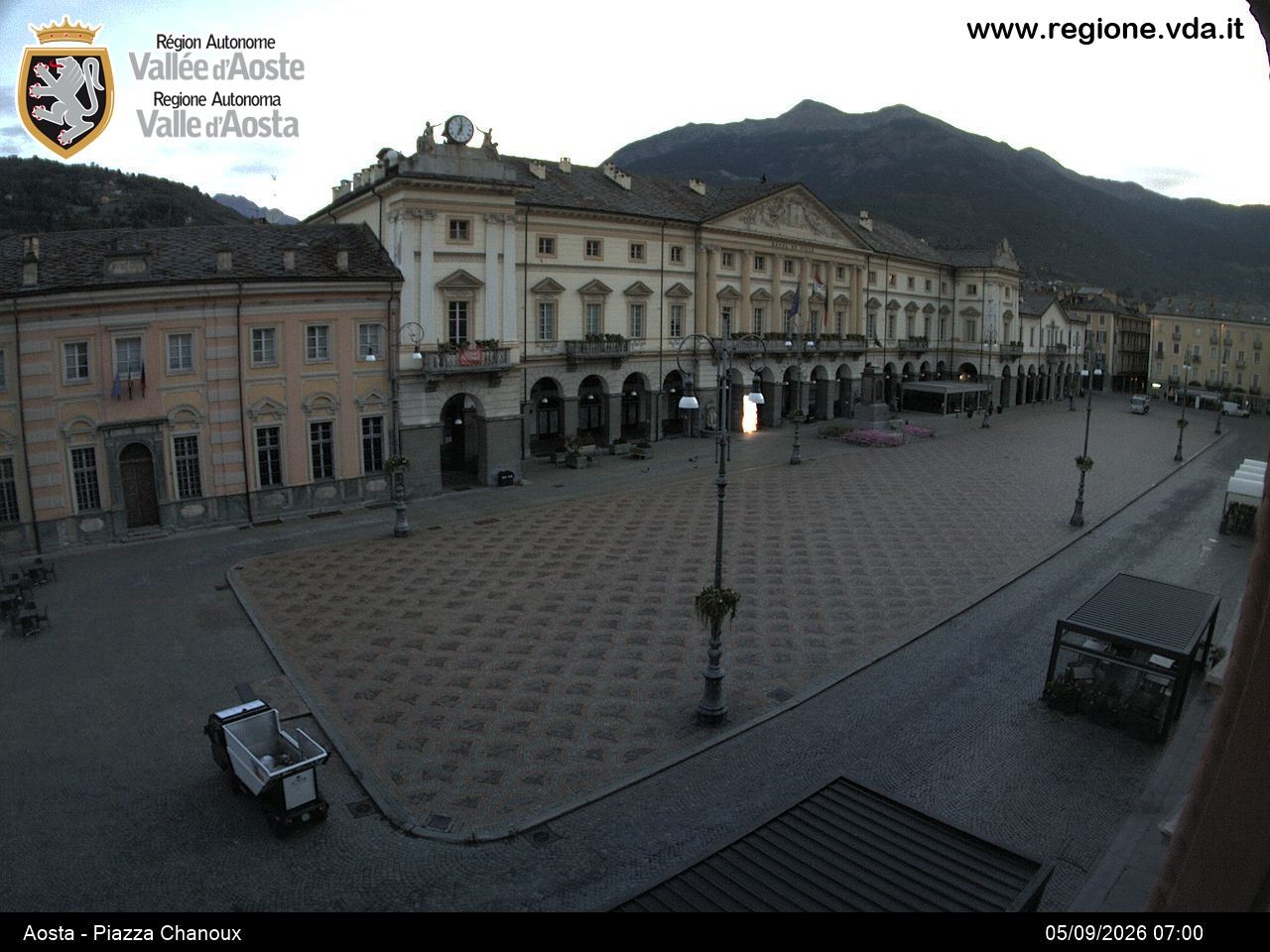 Archived image Webcam Aosta, Piazza Emile Chanoux