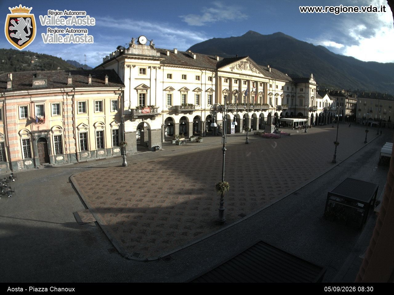 Archived image Webcam Aosta, Piazza Emile Chanoux