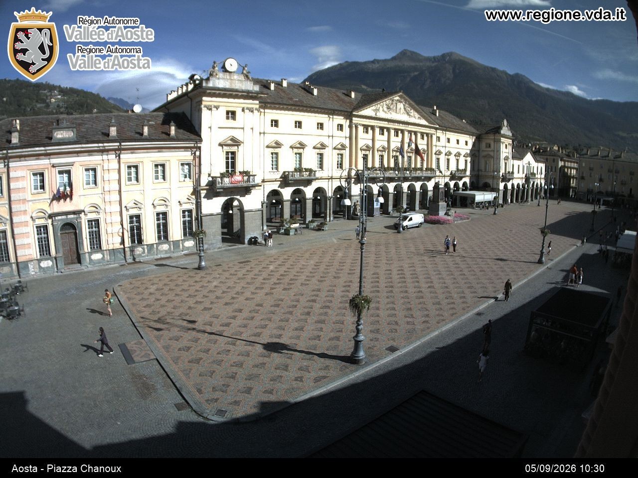 Archived image Webcam Aosta, Piazza Emile Chanoux