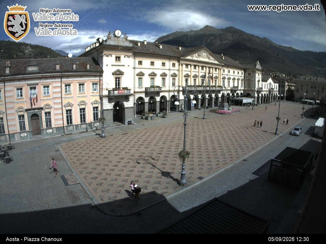 Archived image Webcam Aosta, Piazza Emile Chanoux