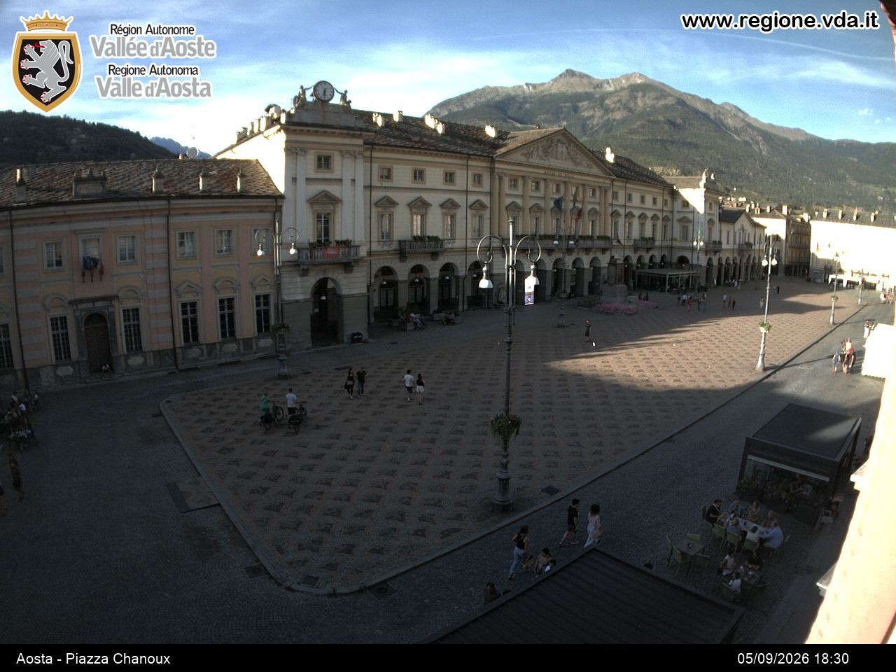 Archived image Webcam Aosta, Piazza Emile Chanoux