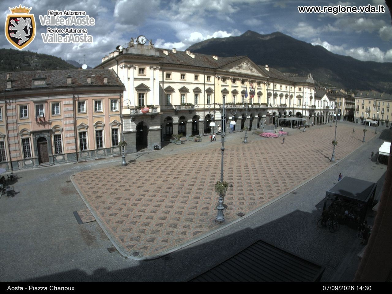 Archiv Foto Webcam Piazza Emile Chanoux, Aosta