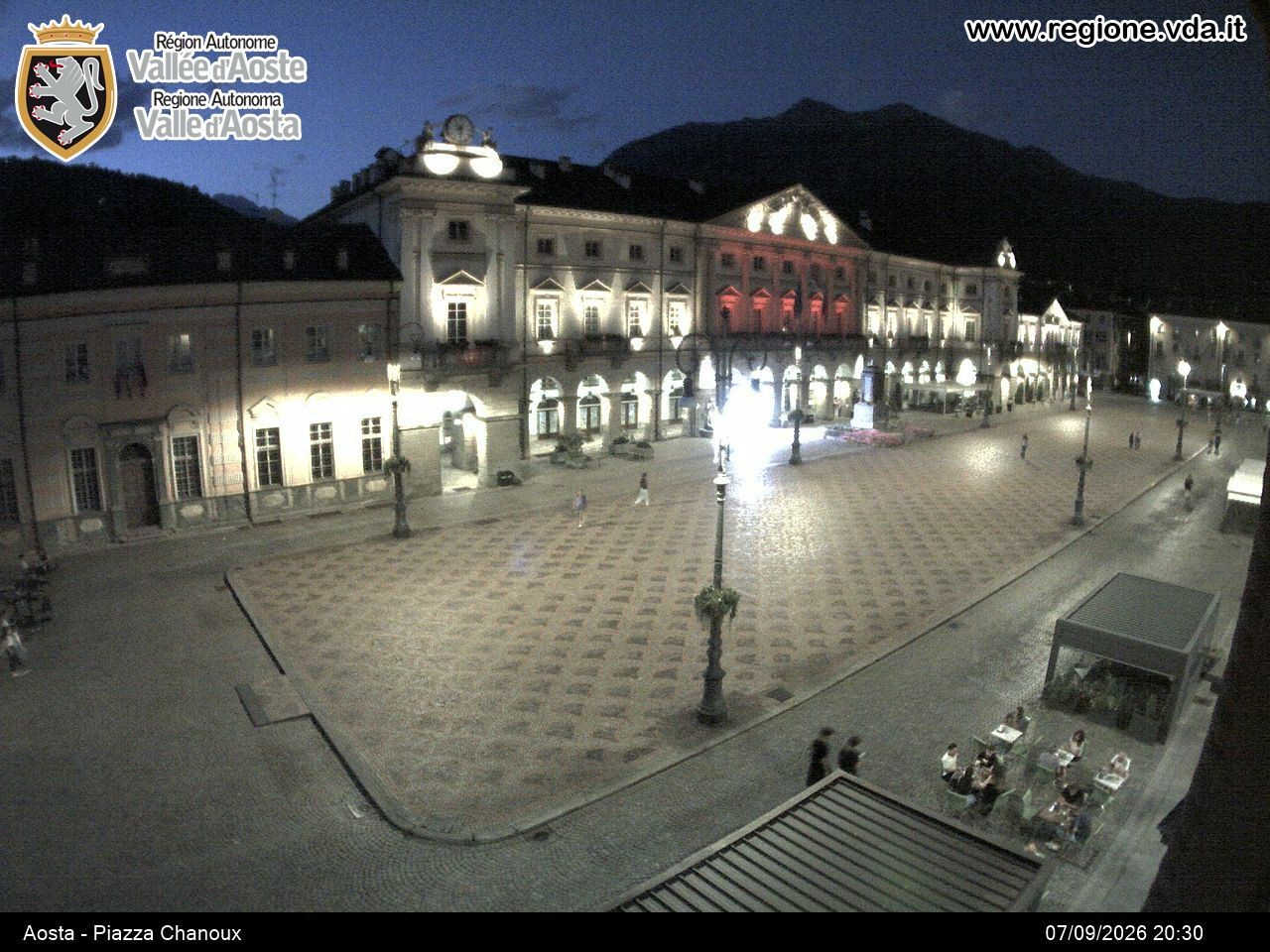 Archiv Foto Webcam Piazza Emile Chanoux, Aosta