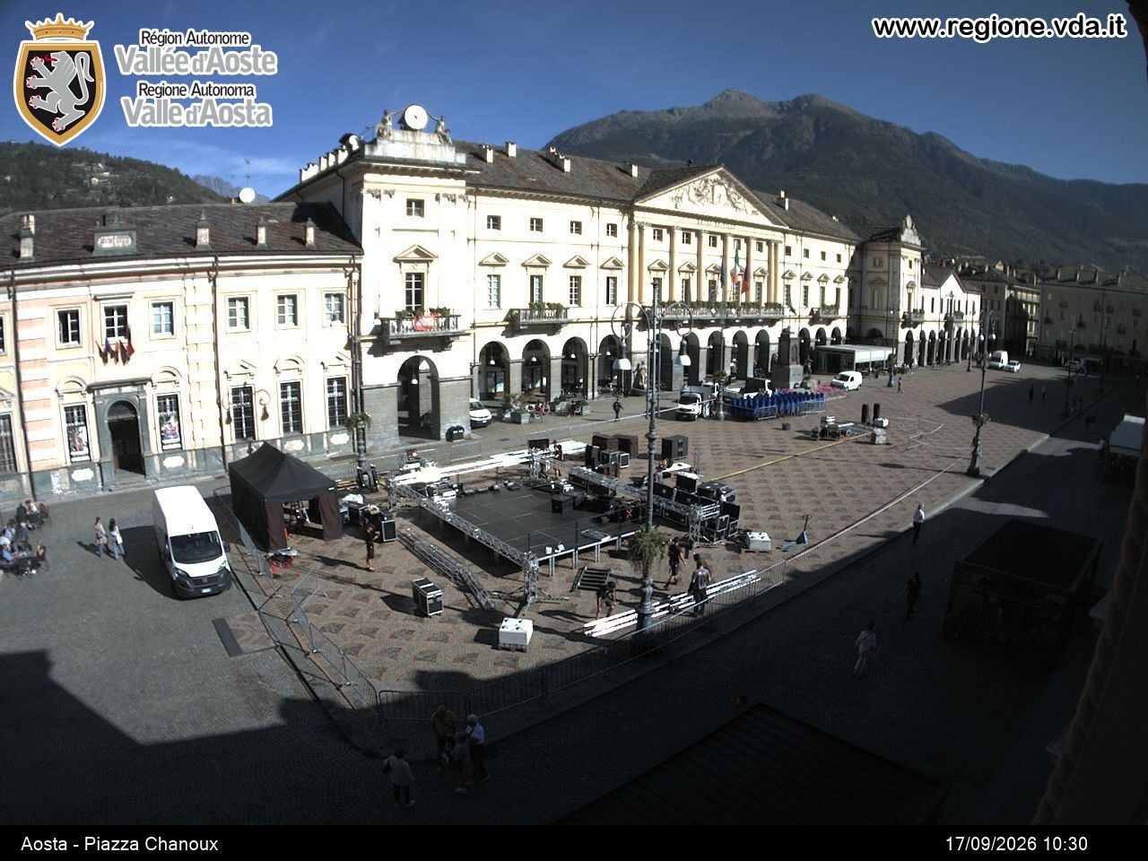 Archived image Webcam Aosta, Piazza Emile Chanoux