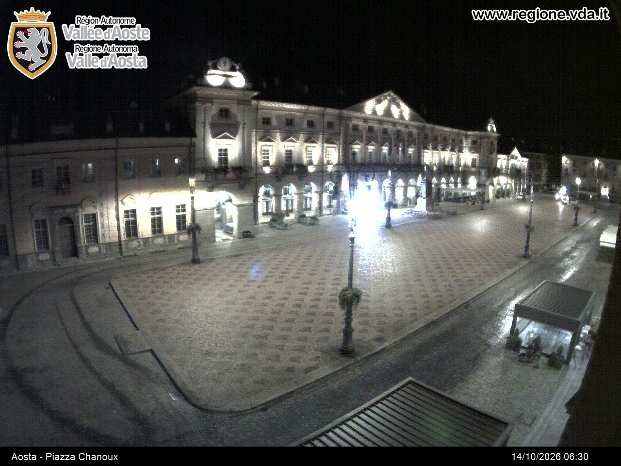 Archived image Webcam Aosta, Piazza Emile Chanoux