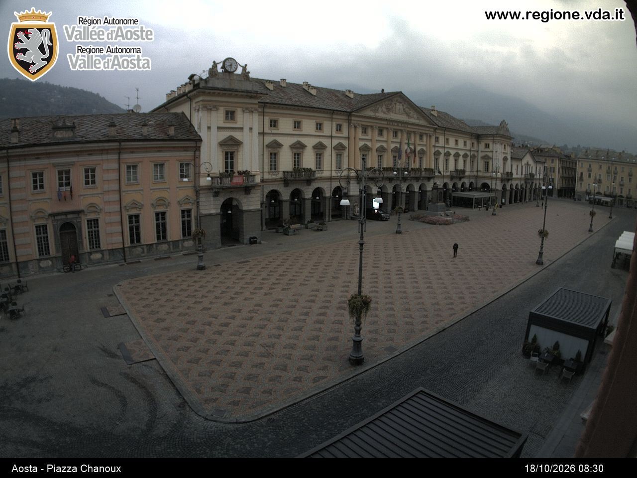 Archived image Webcam Aosta, Piazza Emile Chanoux