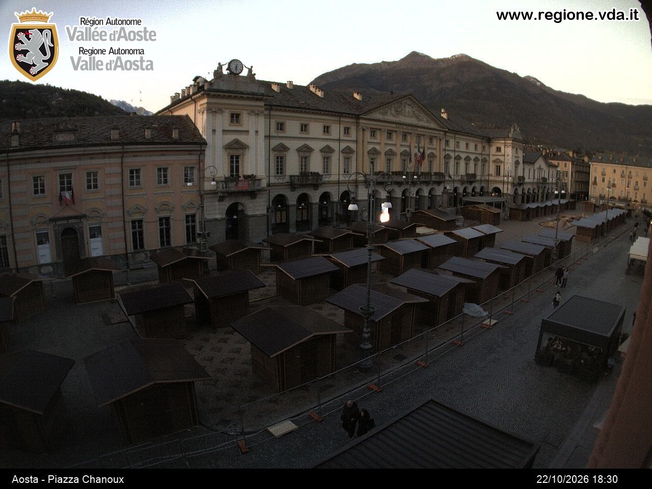 Archiv Foto Webcam Piazza Emile Chanoux, Aosta