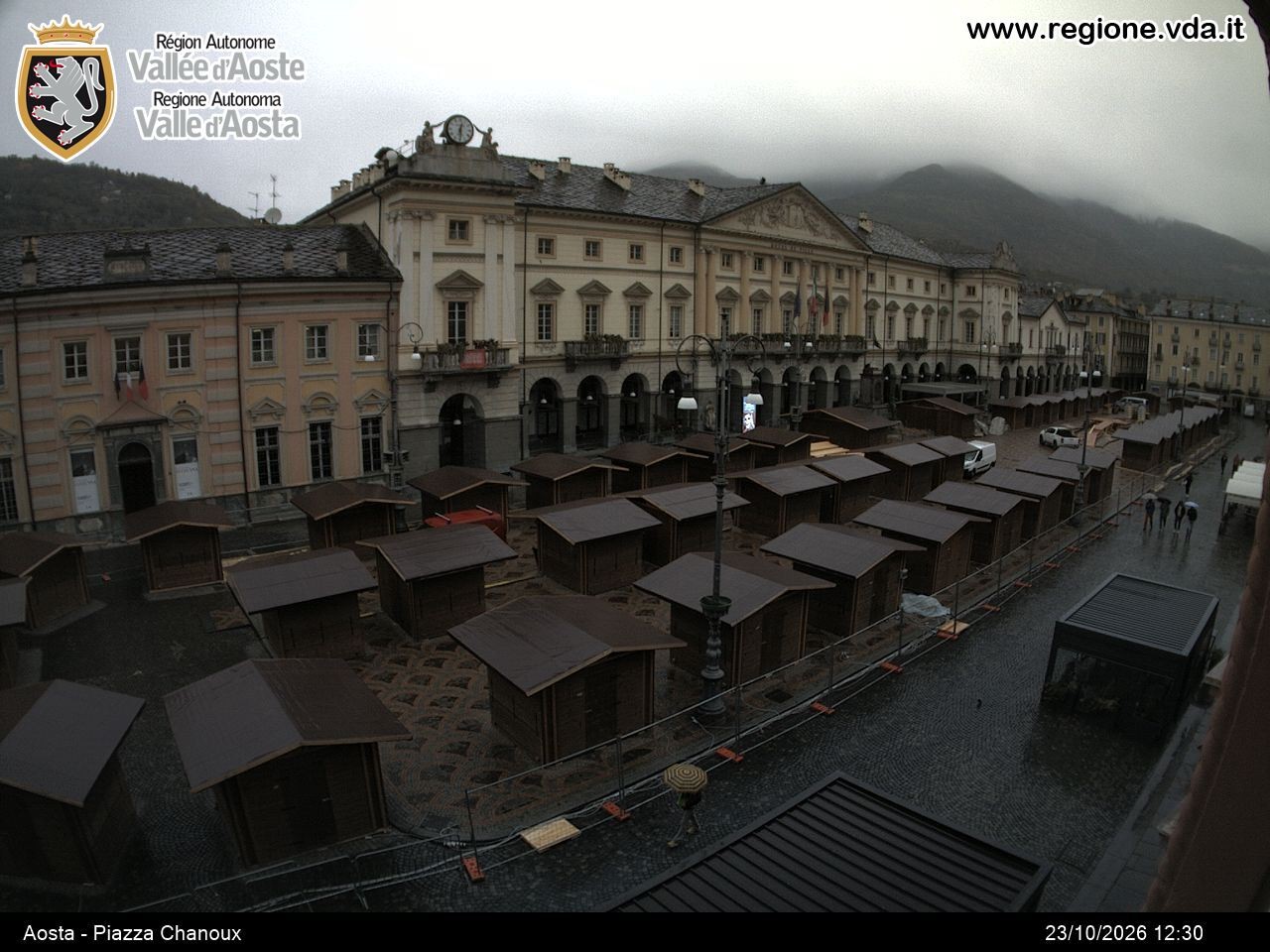Archived image Webcam Aosta, Piazza Emile Chanoux
