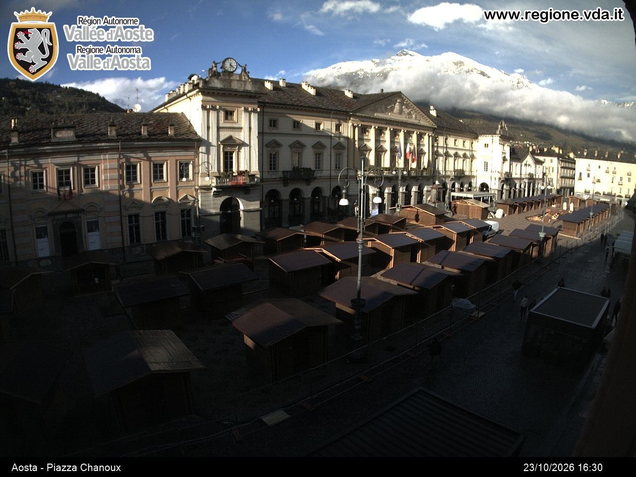 Archived image Webcam Aosta, Piazza Emile Chanoux