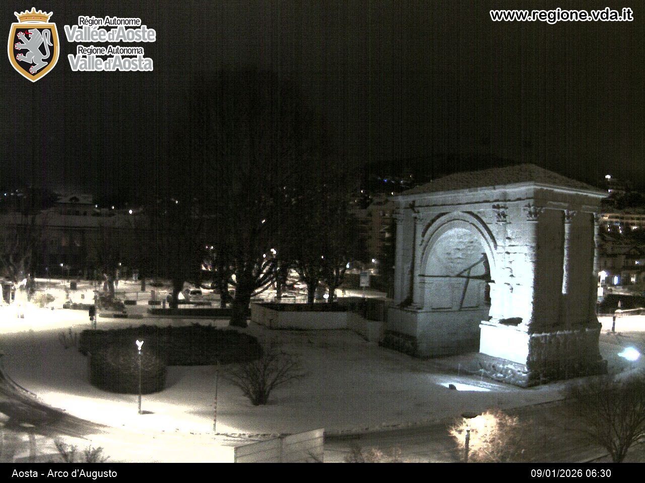 Archiv Foto Webcam Piazza Arco d'Augusto, Aosta