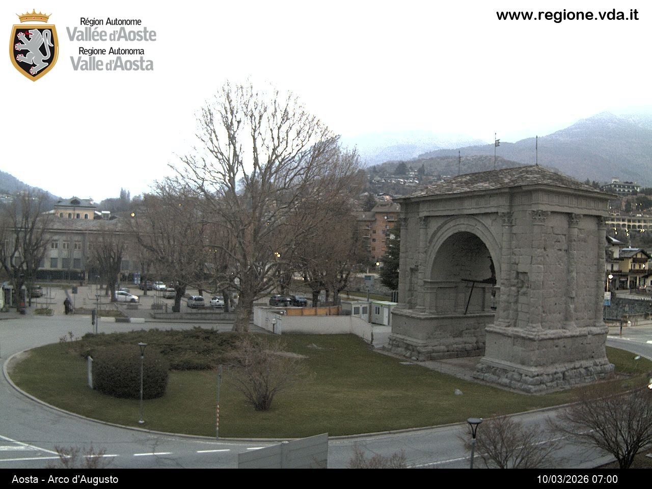 Archiv Foto Webcam Piazza Arco d'Augusto, Aosta