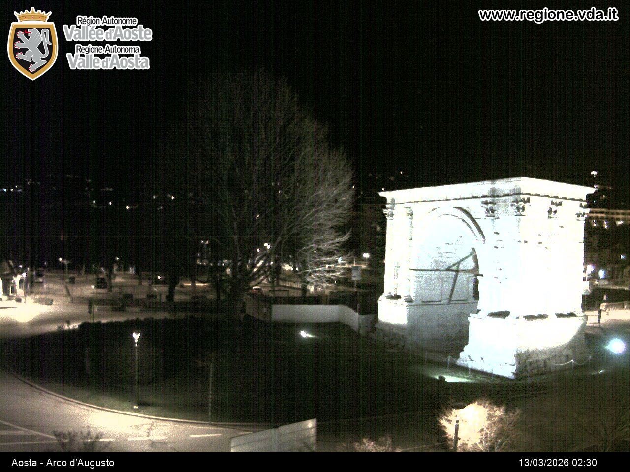 Archiv Foto Webcam Piazza Arco d'Augusto, Aosta