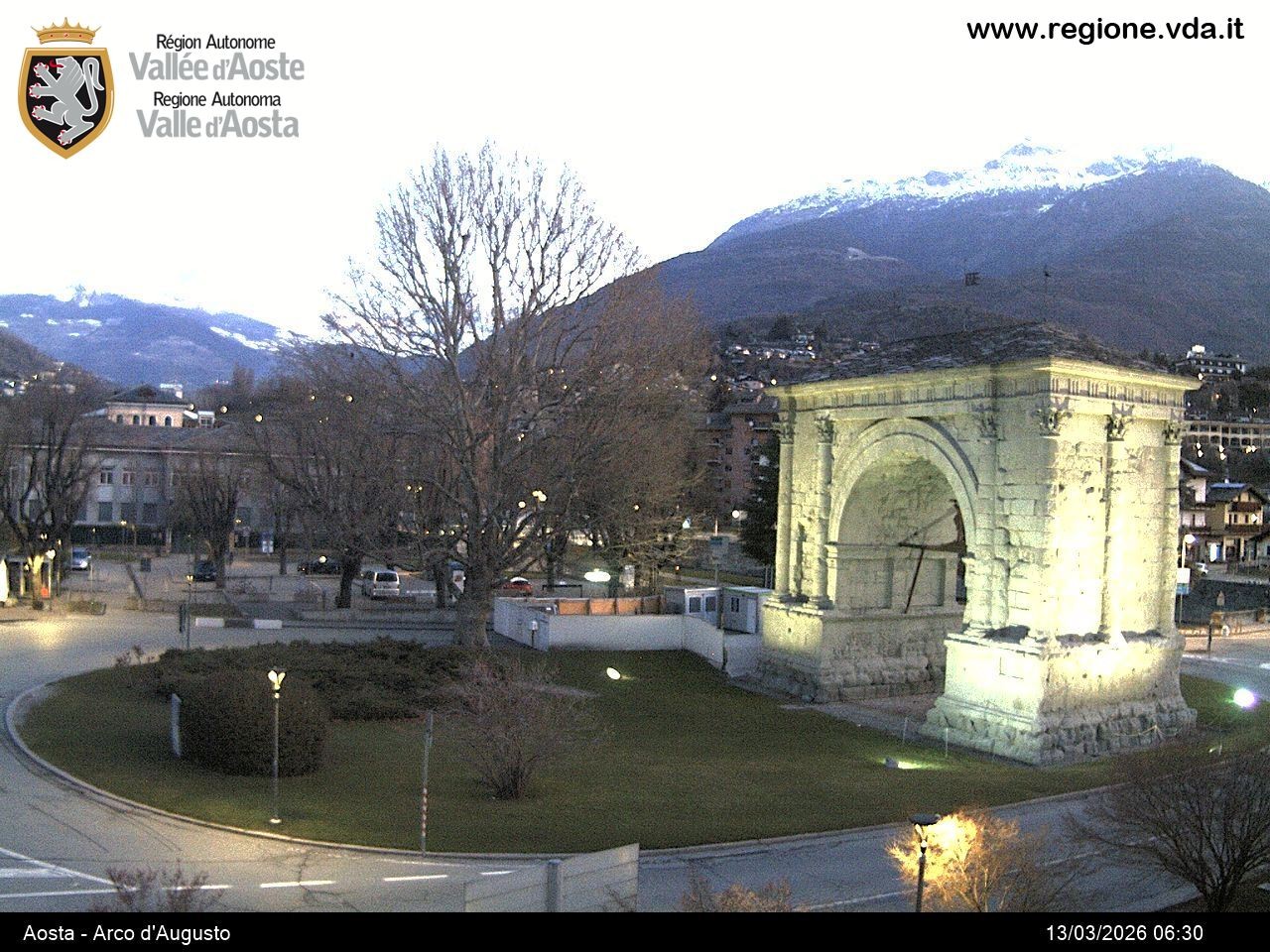 Archiv Foto Webcam Piazza Arco d'Augusto, Aosta