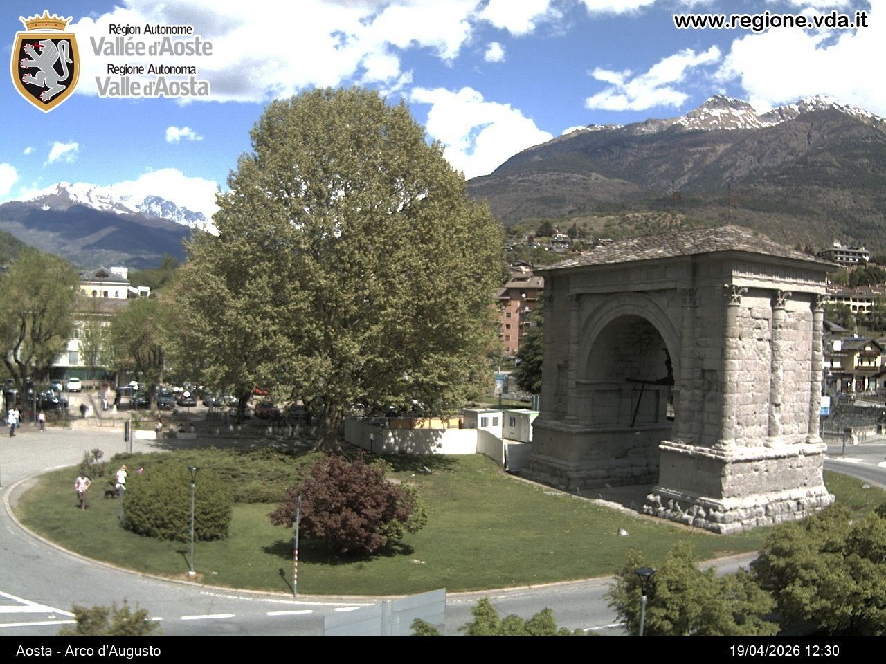 Archiv Foto Webcam Piazza Arco d'Augusto, Aosta